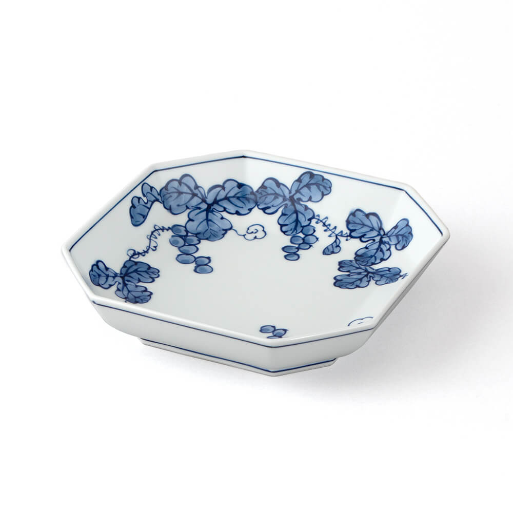 染付葡萄絵 方皿 ｜ 有田焼の源右衛門窯公式オンラインショップ