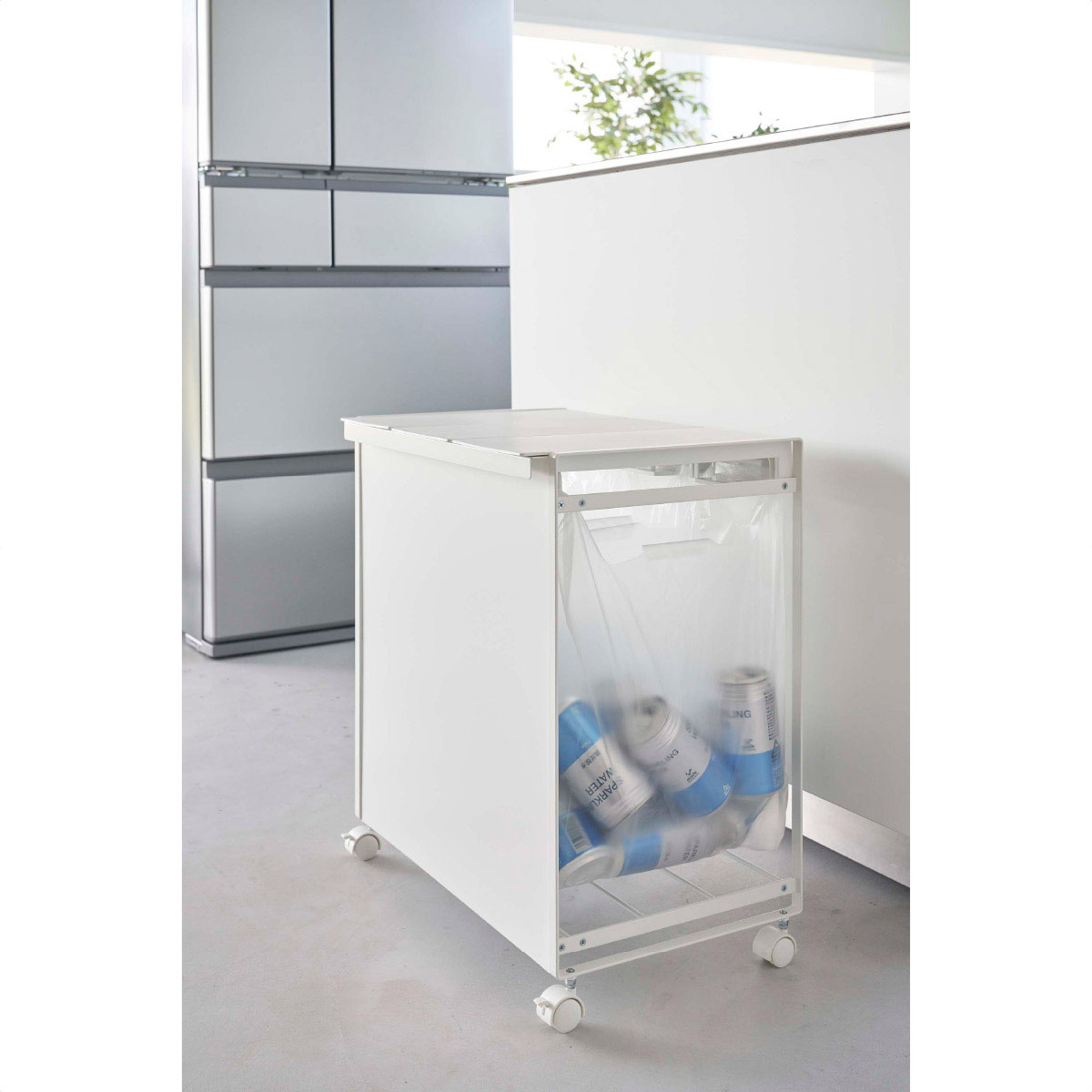 山崎実業 tower 蓋付き目隠し分別ダストワゴン 3分別 ホワイト