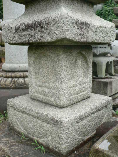 七層塔の製品案内愛知県岡崎市の石灯篭・水鉢蹲など石材製品の製造販売