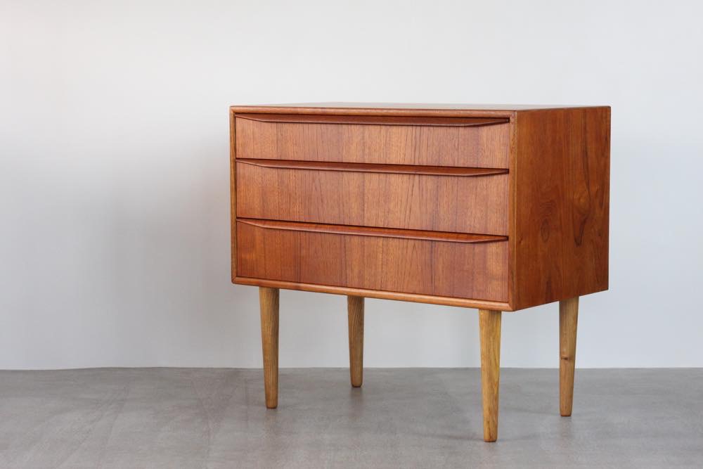 北欧ビンテージ家具／デンマーク製／チェスト／チーク3段 No.2