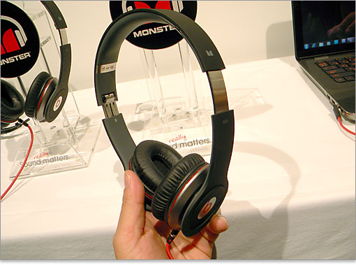 パソ兄さんHP ENVY14 Beats Edition をレポート