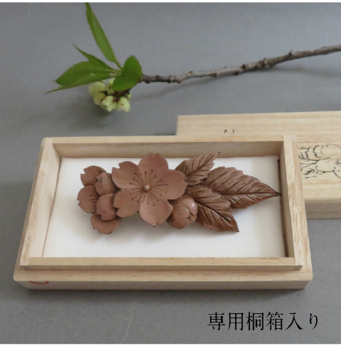 楽天市場】プレゼント 女性 可愛い 鎌倉彫 髪留め 髪飾り 桜咲く