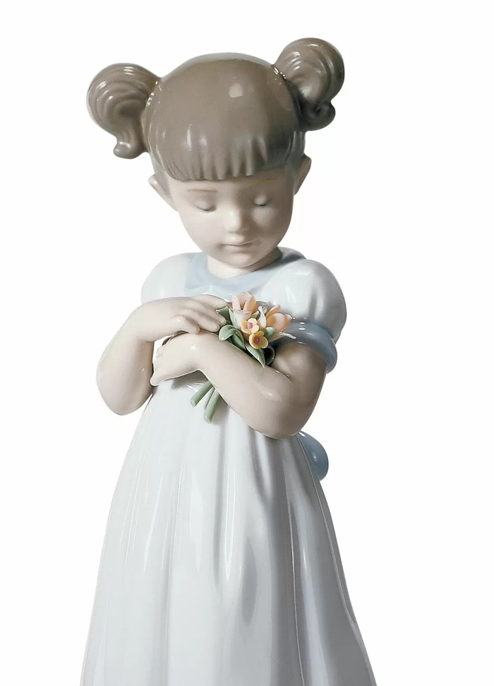楽天市場】素敵なお花 LLADRO リヤドロ リアル フィギュリン 女の子