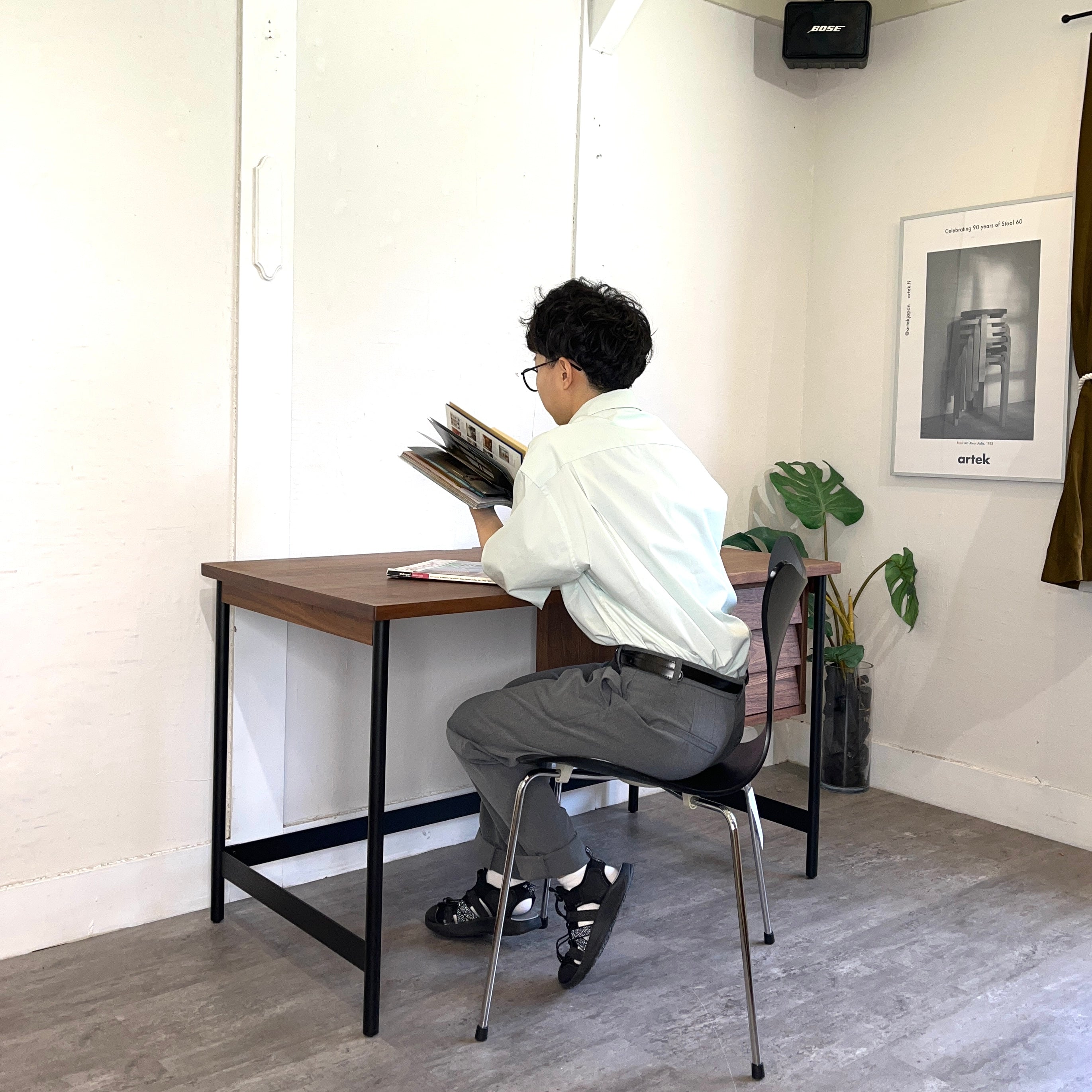 ウニコ / unico タルヴィ / TALVI デスク ウォールナット 中古