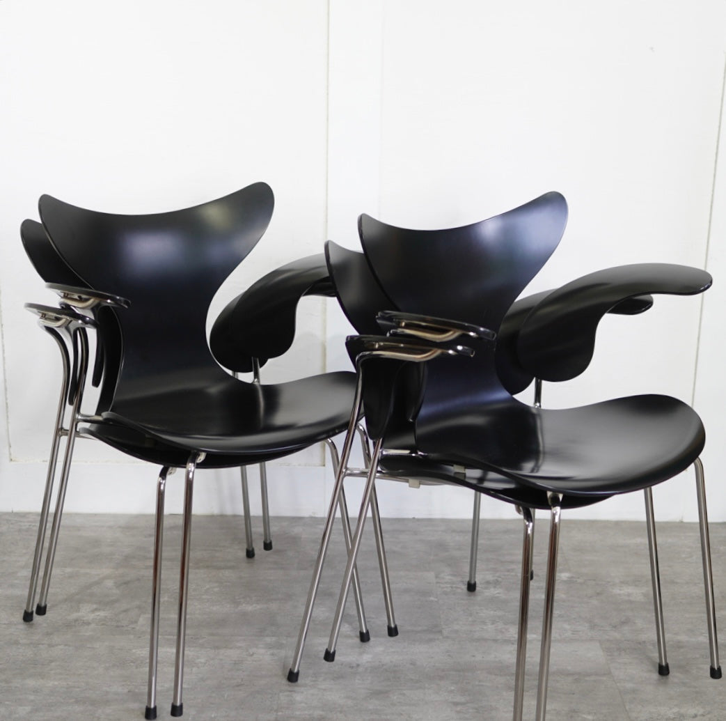 フリッツ・ハンセン / FRITZ HANSEN リリーチェア / LILY chair アーム