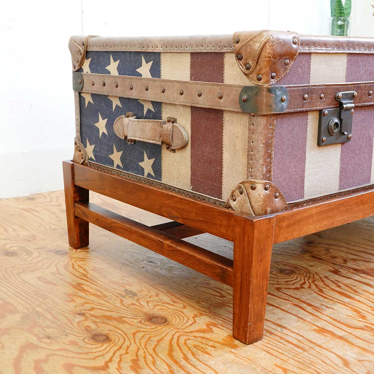 ハロ / HALO ワトソンミディアム トランク テーブル 中古 アメリカ