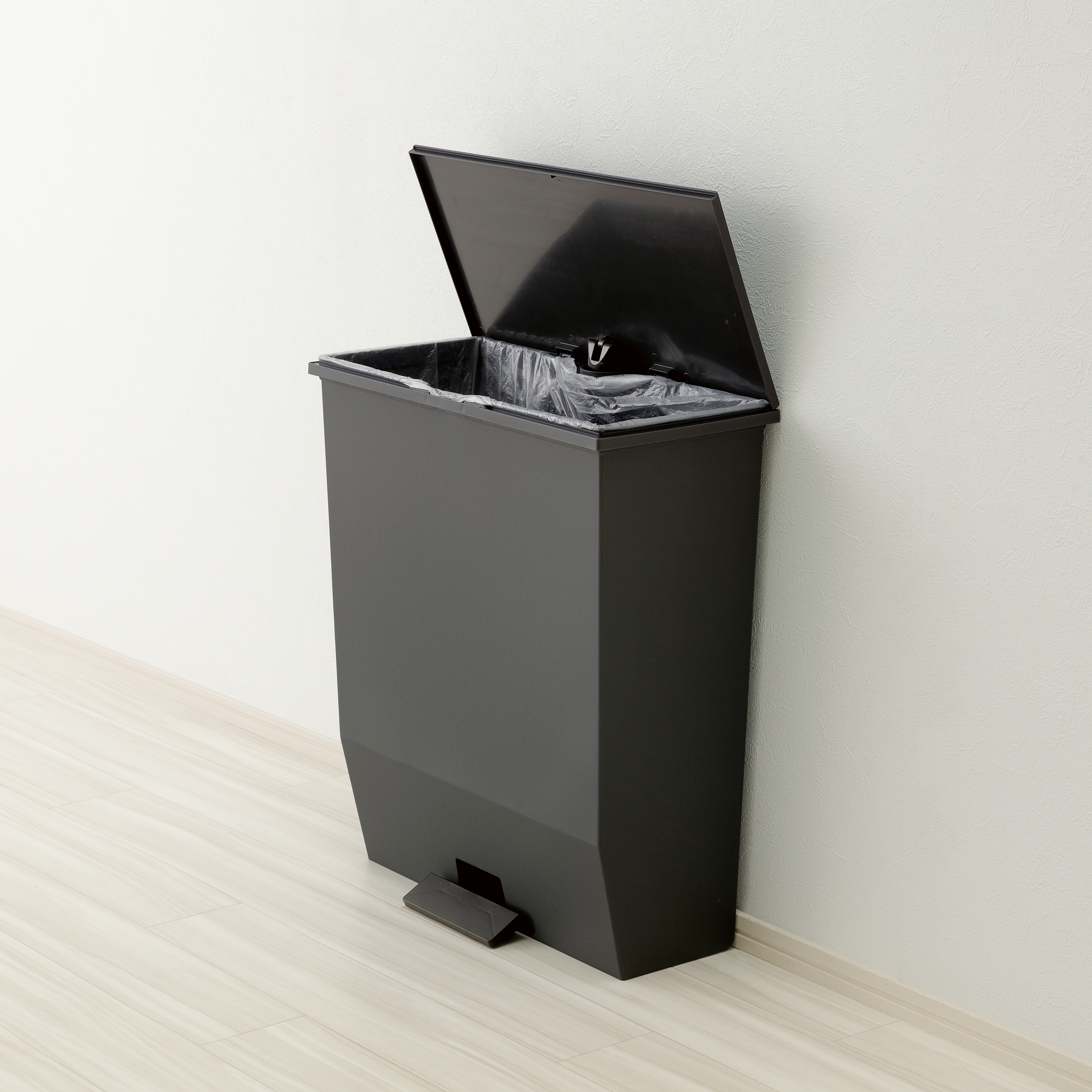 H＆H 通路で使えるペダルダスト45L｜製品詳細｜リスのプラスチックグループ