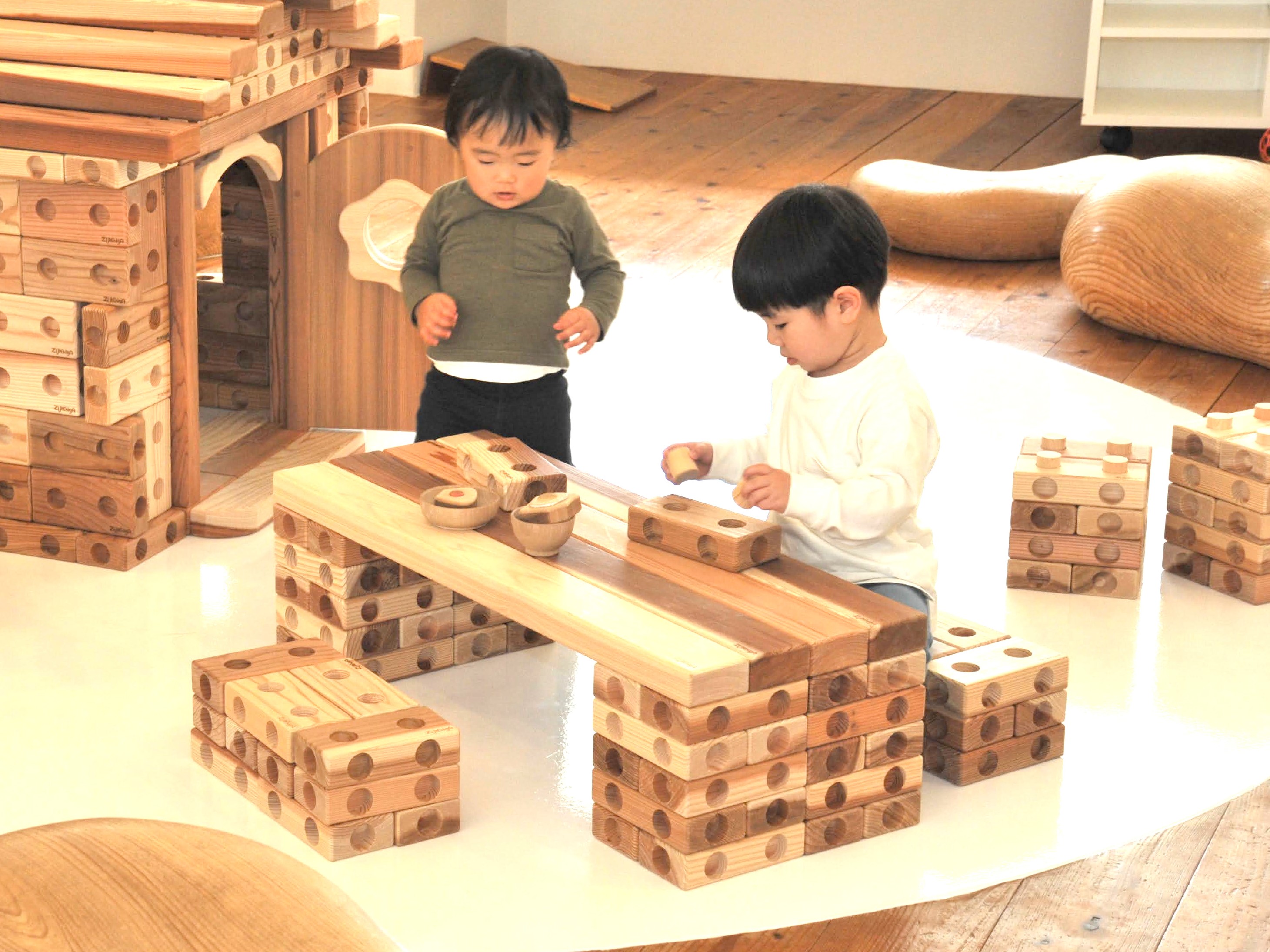 ウッドデザイン賞 受賞作品データベース | 木製ブロック ズレンガお家