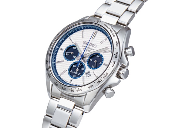 セイコー、春の空をイメージした爽やかなソーラークロノグラフ