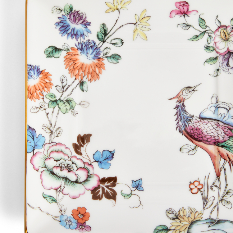 ワンダーラスト フォーチュン スクエアトレイ|WEDGWOOD公式オンライン