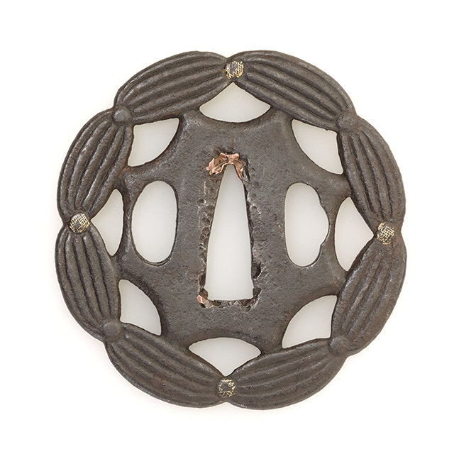 獅子と牡丹の高彫 魚々子 鍔 鐔 刀装具 楽天市場】日本刀装具 刀鍔