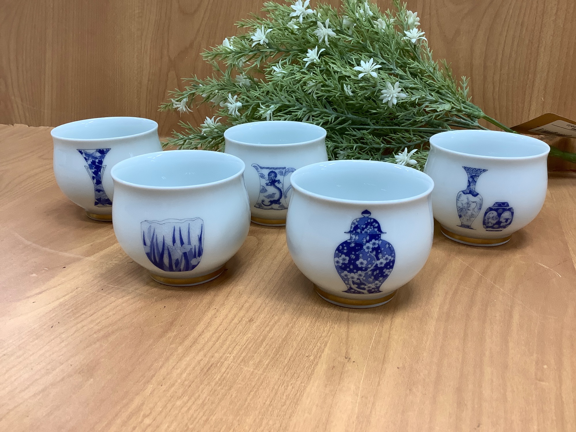 宮内庁御用達】深川製磁より ブルーチャイナ 1900年 巴里万国博覧会