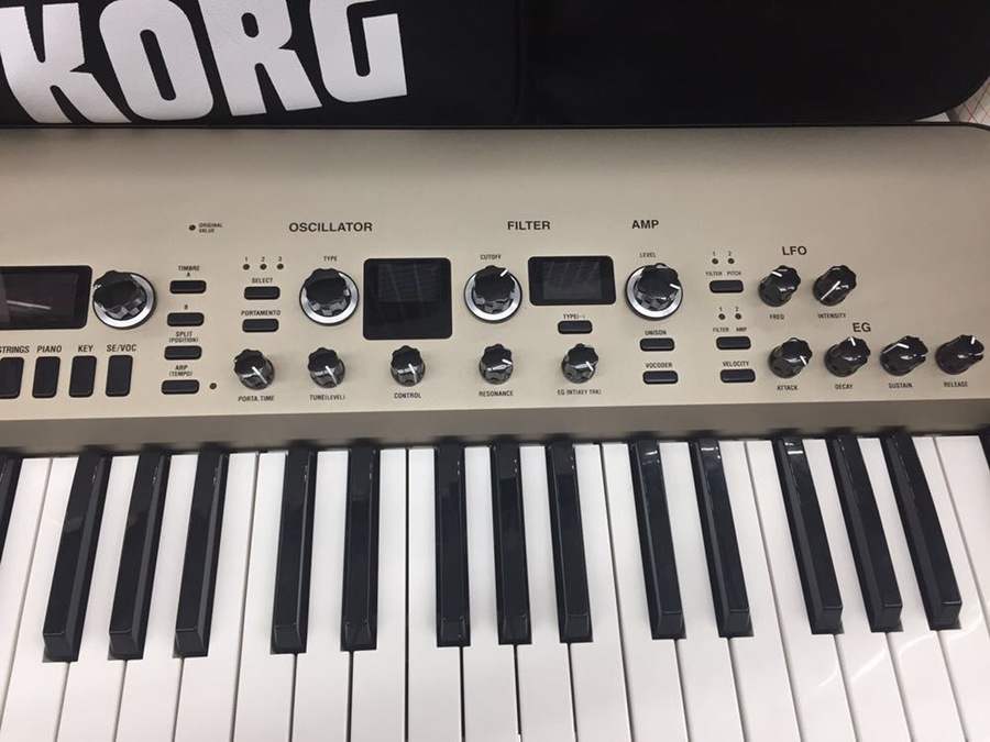 WEB販売中】KORG KINGKORG 61鍵シンセサイザー買取入荷致しました