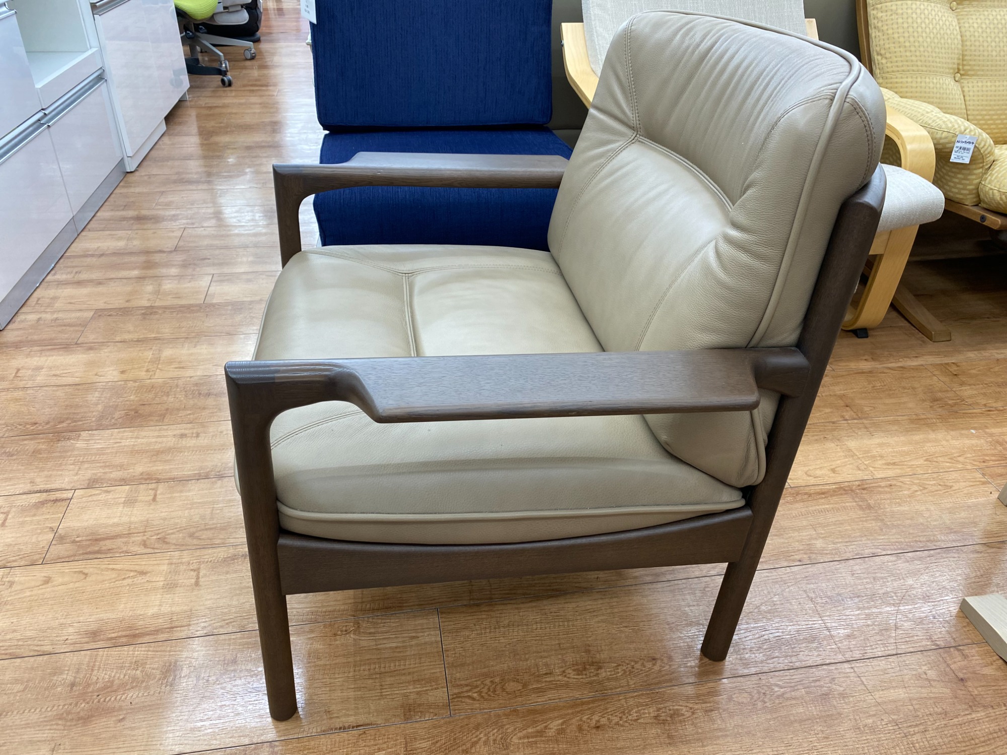 CONDE HOUSE (カンディハウス) ゴルファー サロン アームチェアーのご