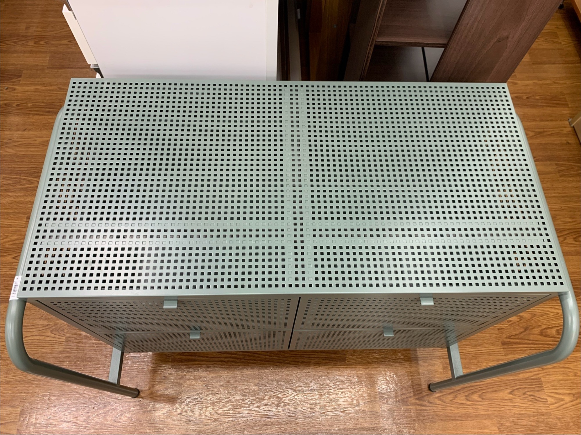 IKEA(イケア)NIKKEBY(ニッケビー)キャビネット グリーンのご紹介です