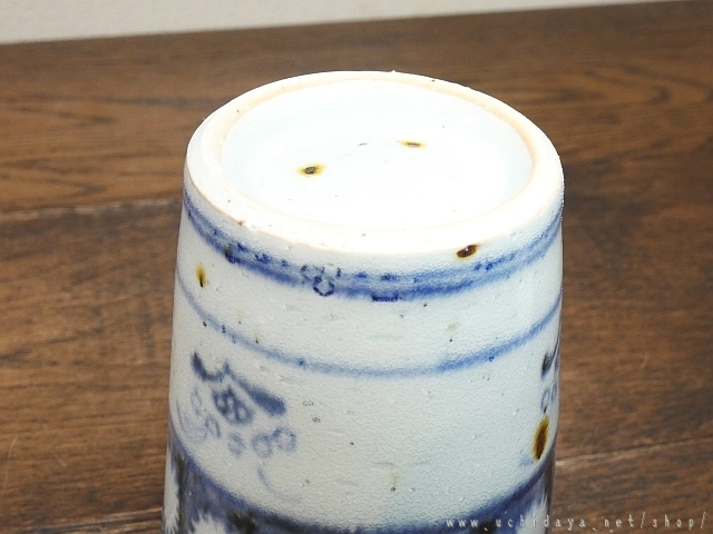 砥部焼 中田窯 切立湯呑 雪輪文C | 内田屋通販