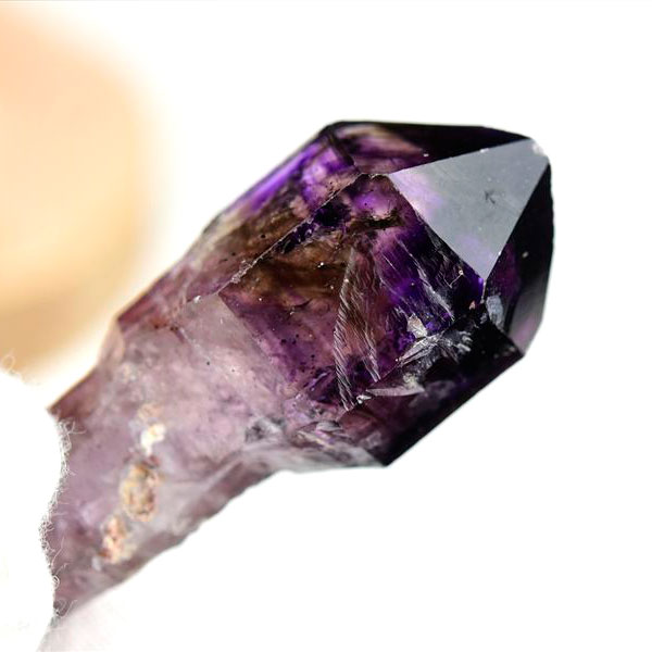 ジンバブエ チブク鉱山産 アメジストエレスチャル｜シャンガン