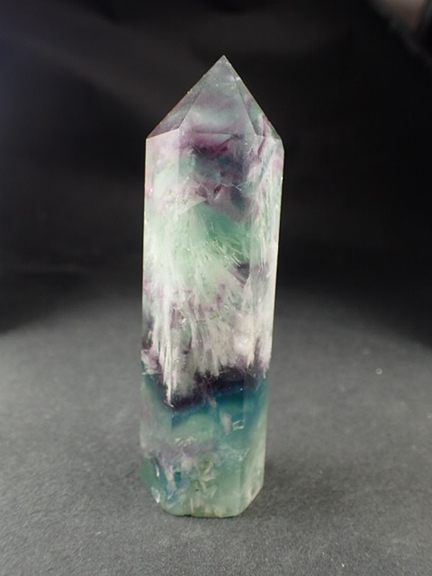 六角柱（ポイント） ｜石の販売専門店【vec stone club】