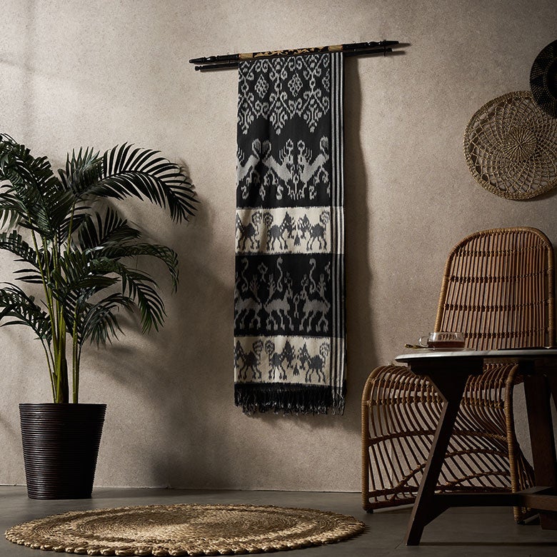 000000000999-05.jpg?size=l&w=