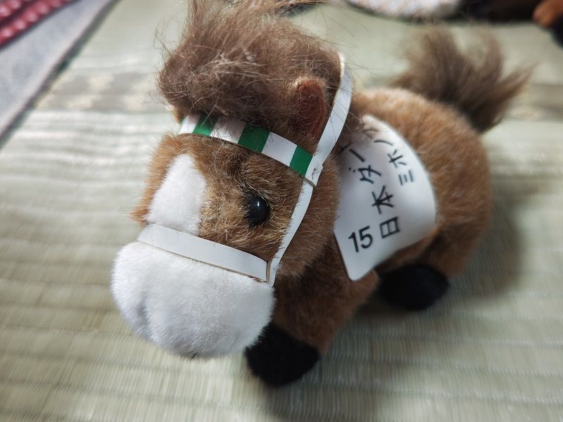 人気沸騰！「競走馬のぬいぐるみ」が好調なワケを歴史から紐解く