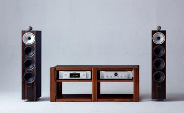 ネジ不要の積み上げ式オーディオラック。アカシア材で環境に配慮 - AV