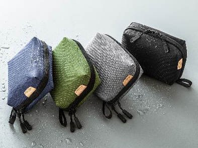 小物を整理しやすい4色の撥水ガジェットポーチ、サンワサプライが発売