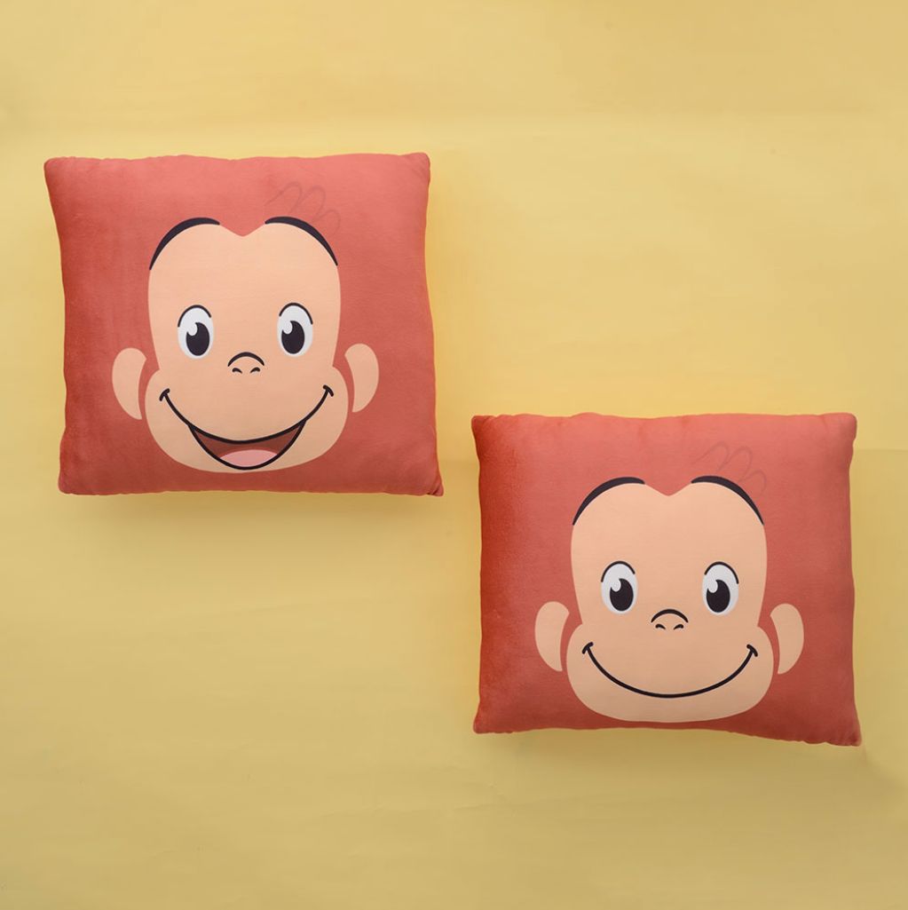 おさるのジョージ プレミアムフェイススクエアクッション - メルカリ