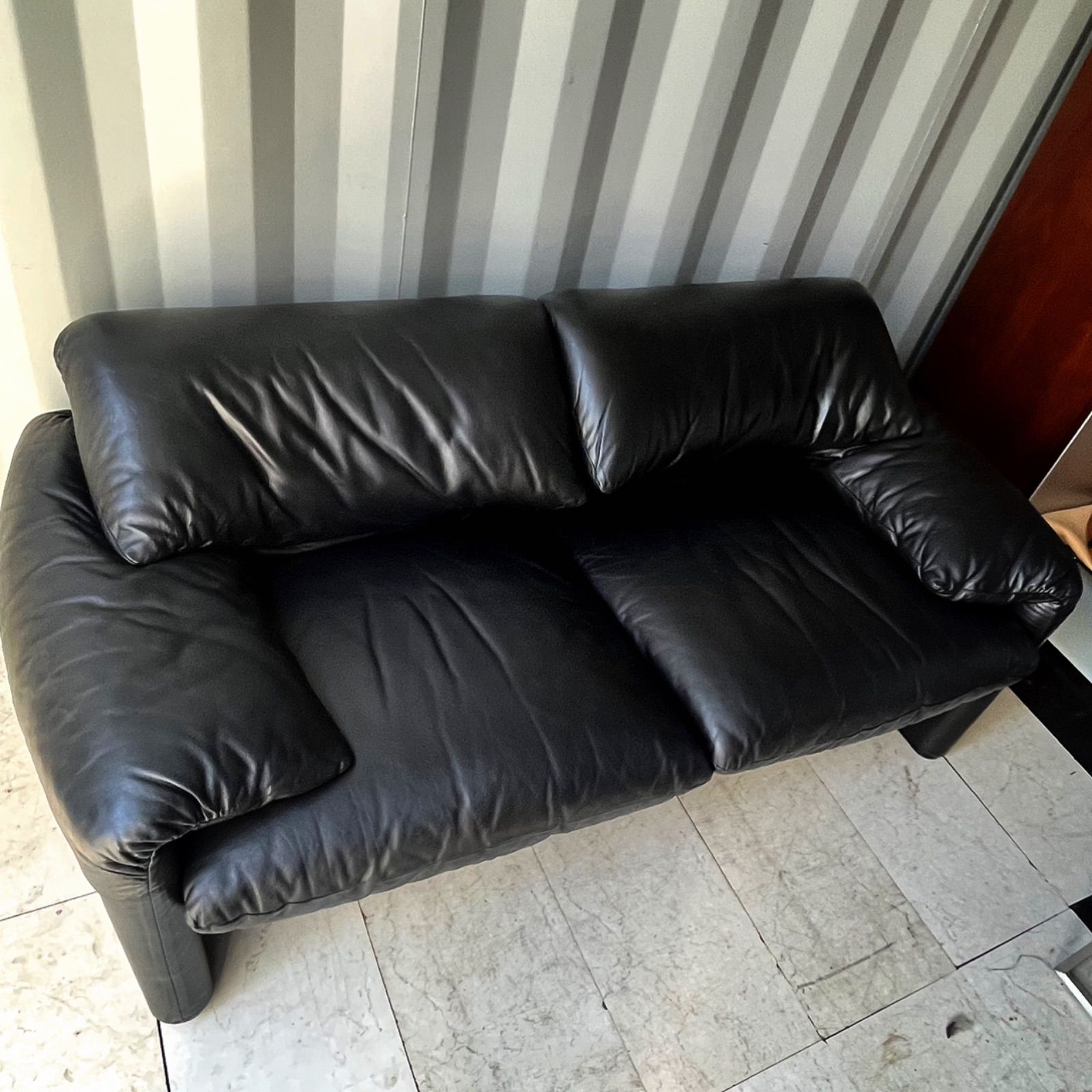 取付無料！カッシーナ マラルンガ 高級 おしゃれインテリア本革