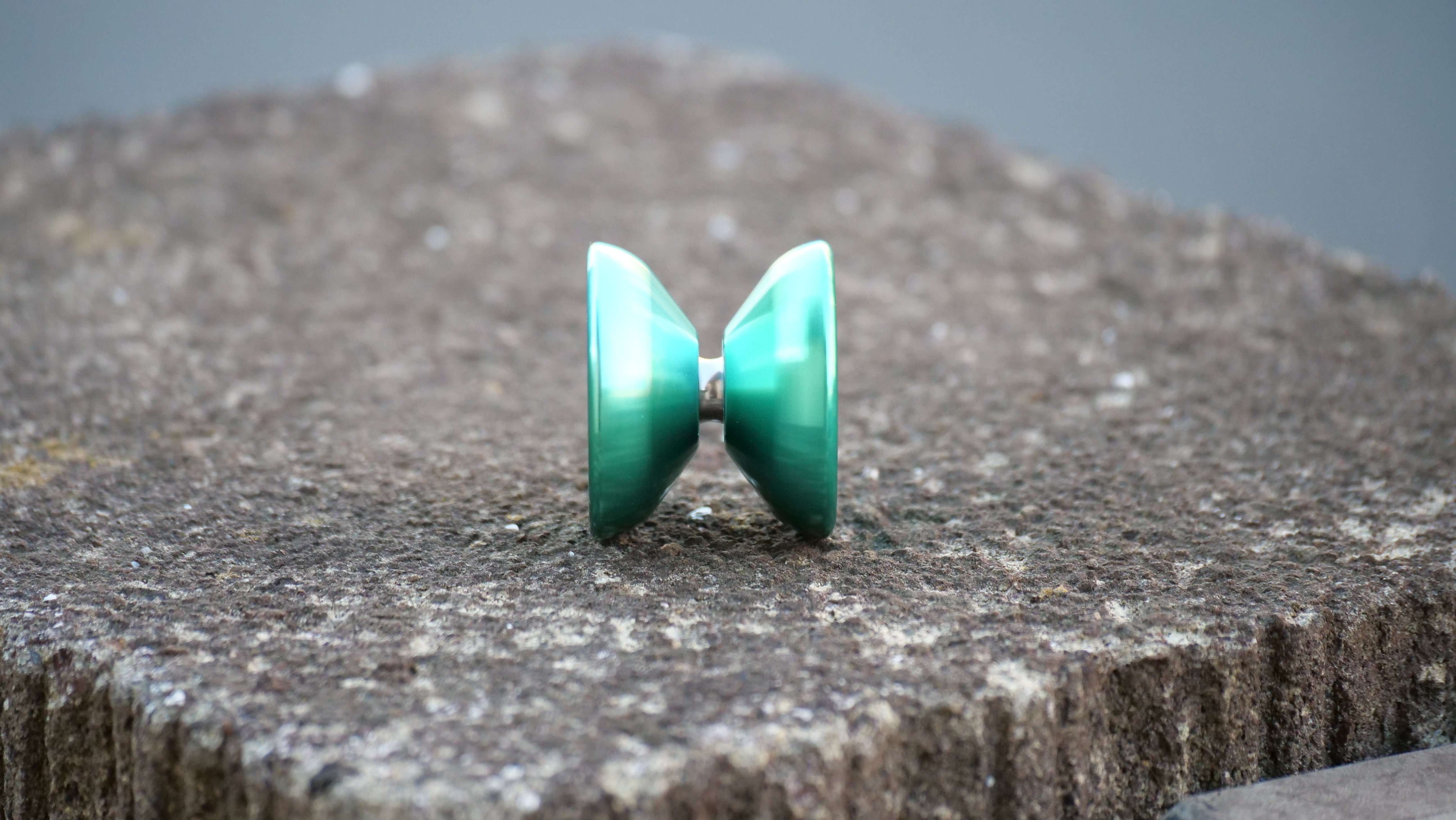 モノメタルモデル「氷室(ヒムロ)」｜en