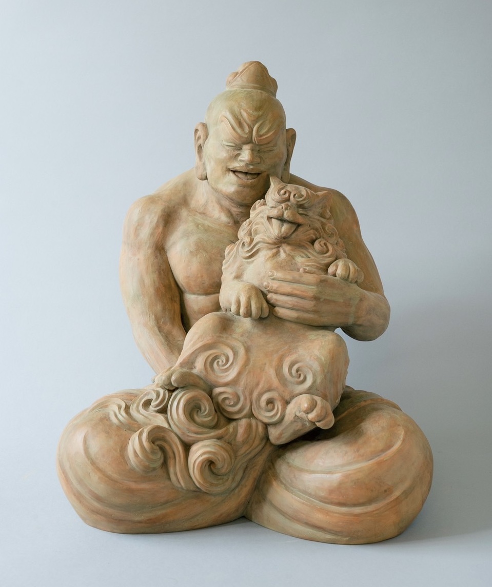 三好桃加 インタビュー：オフの日をコンセプトに仏像を彫る若き彫刻家