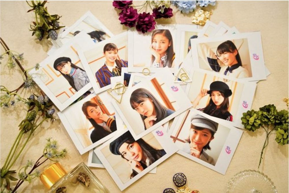 数量限定】Girls²新グッズ「直筆コメントありフォトカード」「2021年