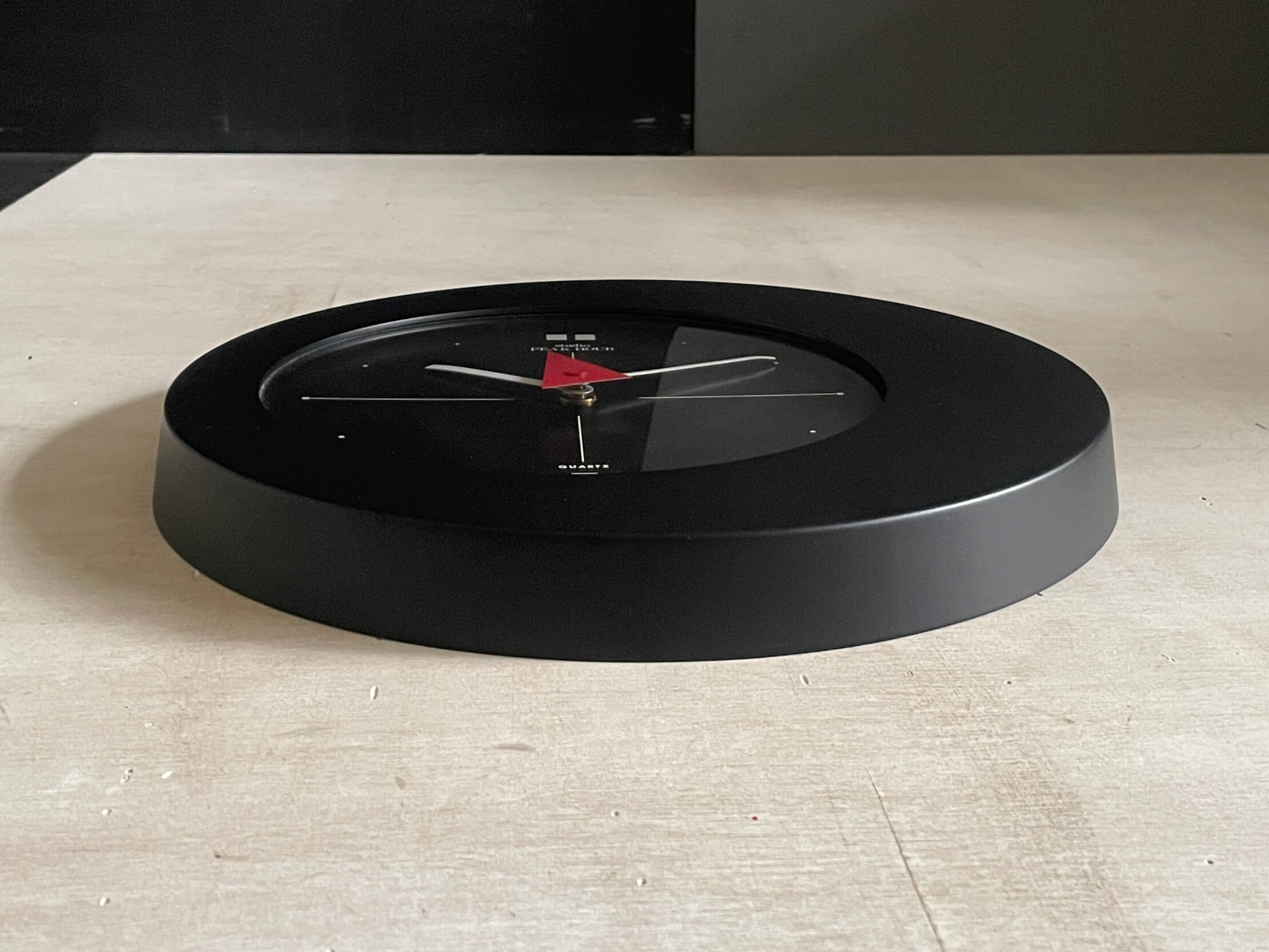 No.9954「PEAK▽HOUR：壁掛け時計」SOLD | ボルトナットマーケット