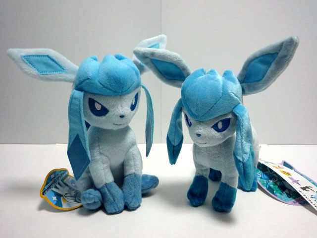 ポケモンベストウイッシュ＆イーブイコレクションのぬいぐるみ 写真