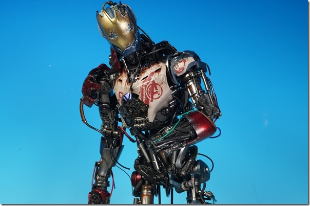 ホットトイズ アベンジャーズ エイジ・オブ・ウルトロン ウルトロン
