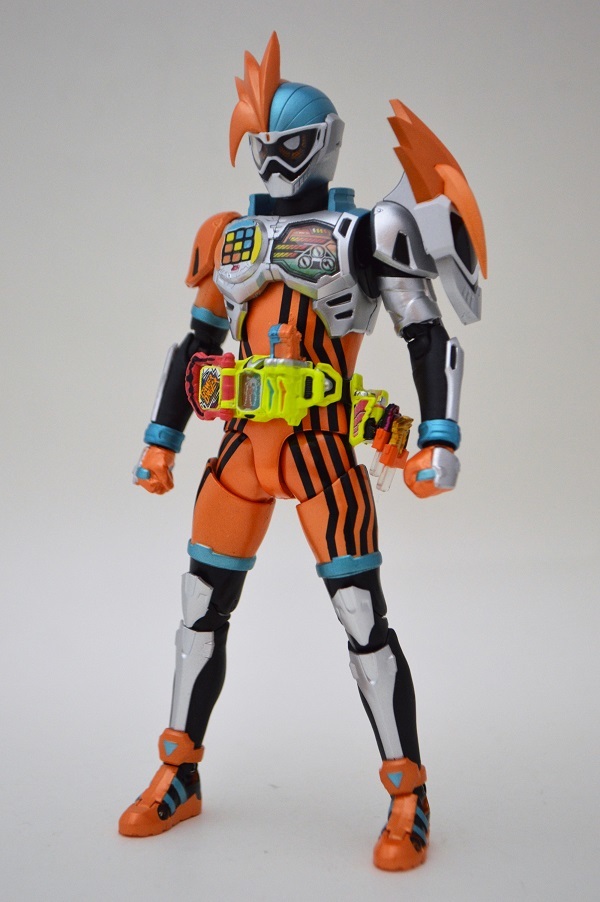 S.H.Figuarts 仮面ライダーエグゼイド ダブルアクションゲーマー