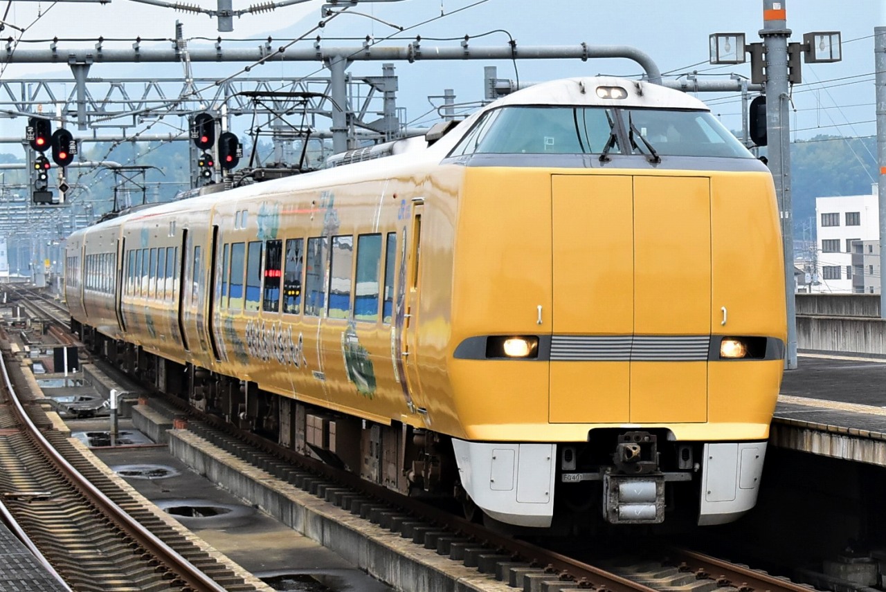 光秀ラッピング のJR西日本289系 8月末で運行終了か? | 鉄道のまち