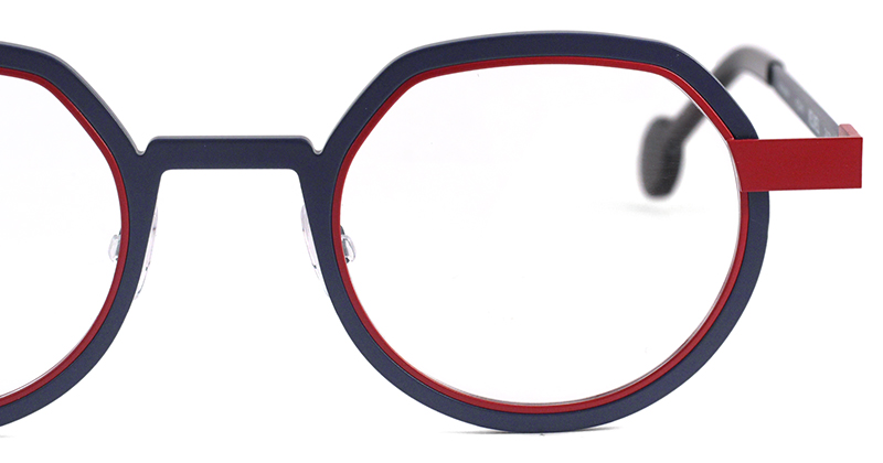 Anne et Valentin WELLWELL オールチタンのシックな最新モデル | 3T