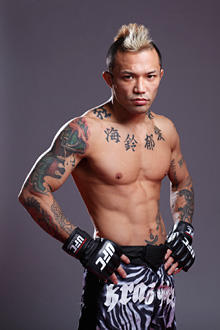 山本”KID”氏 & 42O FAMILY in BROTURES OSAKA!!!!! | ブローチャーズ