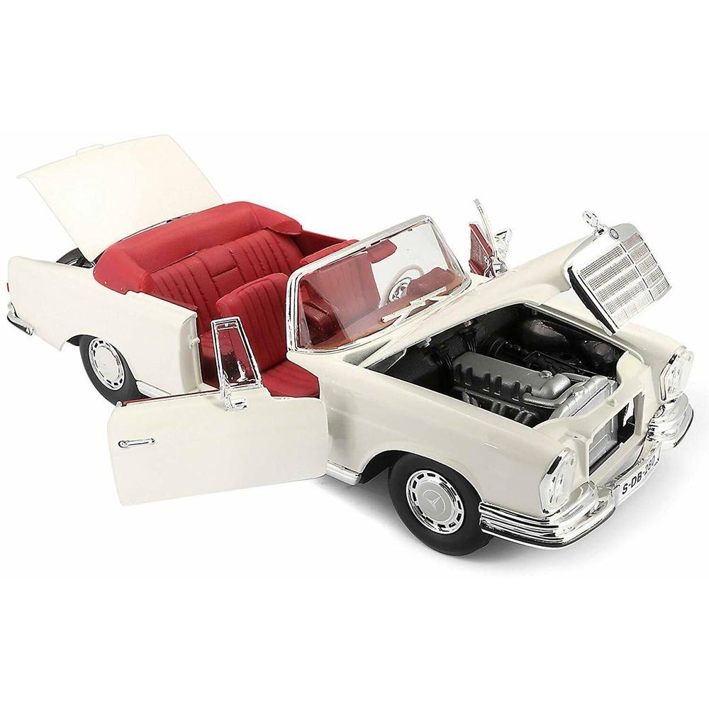 Maisto 31811 Special Edition 1967 Mercedes Benz 280 SE Cabriolet 1