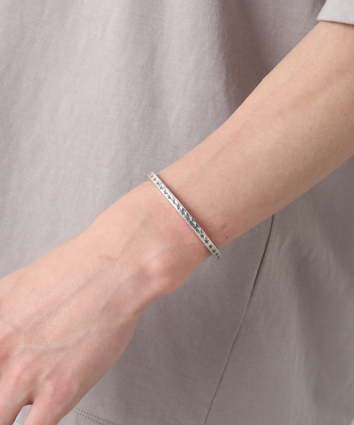 SUNSHINE REEVES（サンシャインリーブス）の「SUNSHINE REEVES SQUARE