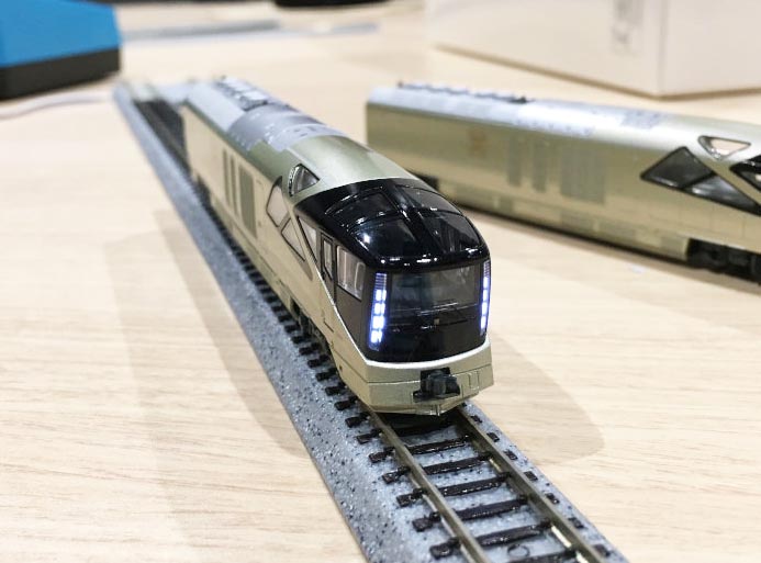 KATO 10-1447 E001形《 TRAIN SUITE 四季島 》10両セット【特別企画品