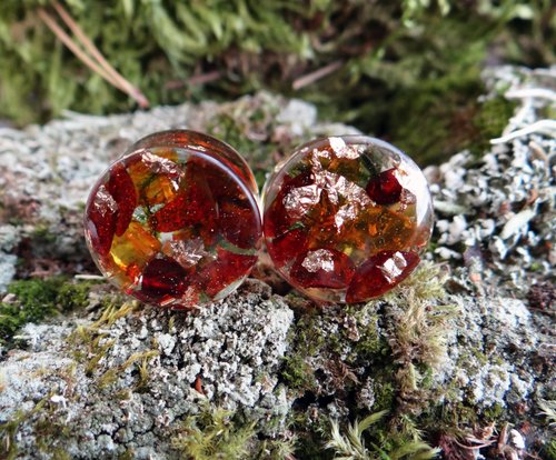 ウクライナ 琥珀色の金のプラグゲージ石ジュエリーレジン Eterniada