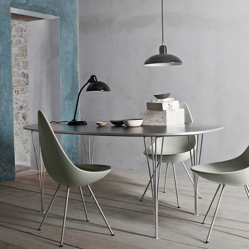 FRITZ HANSEN（フリッツ・ハンセン）スーパー楕円テーブル ブラック