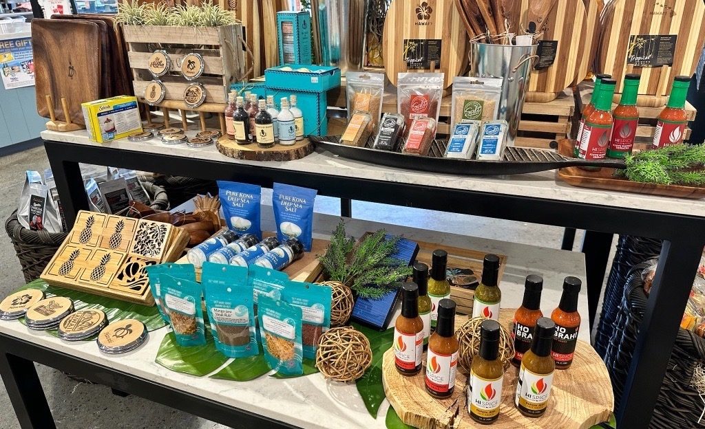 オアフ島のスーパーマーケットで見つけたハワイの食品とお土産 | Club