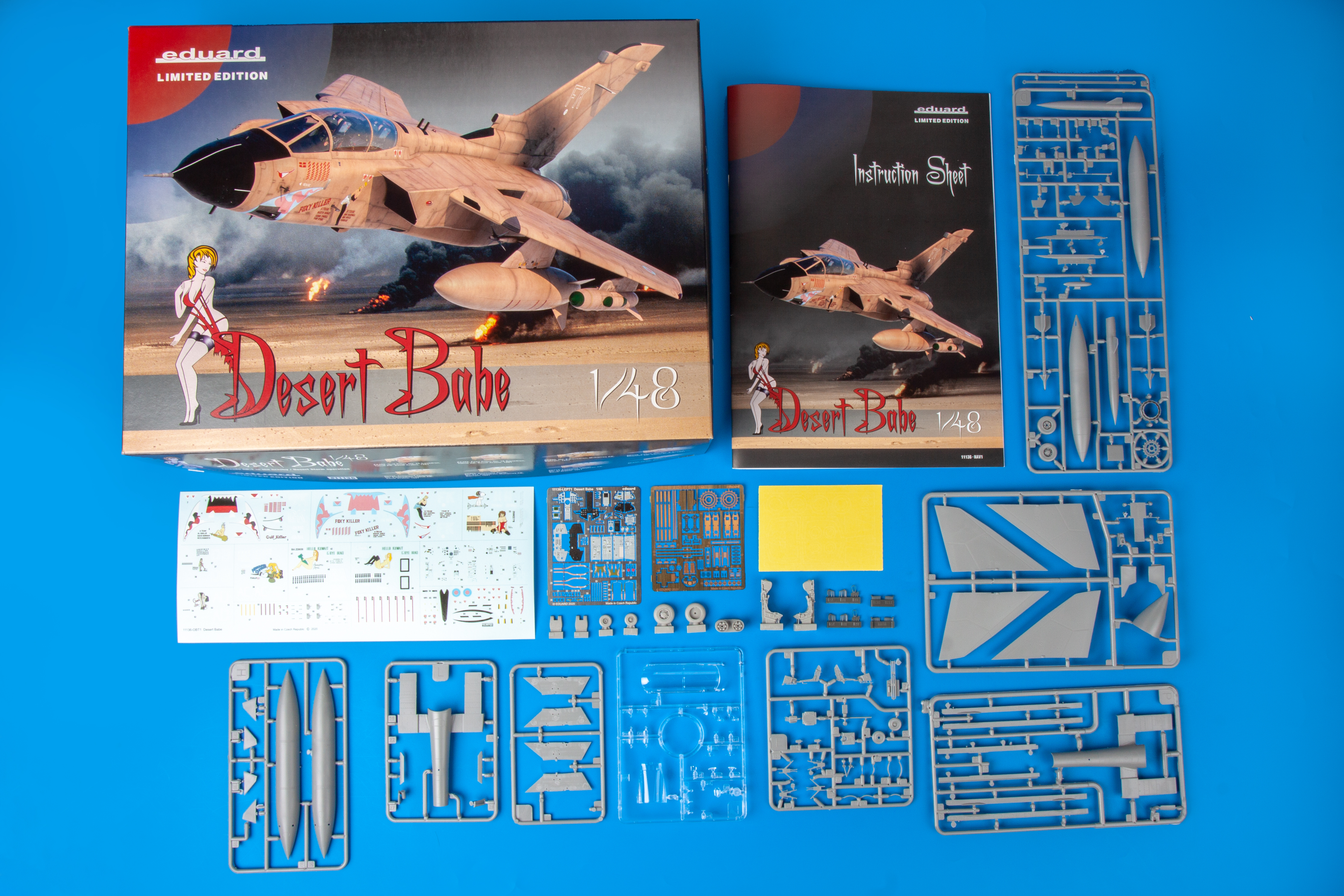 Desert Babe 1/48 - Eduard Store