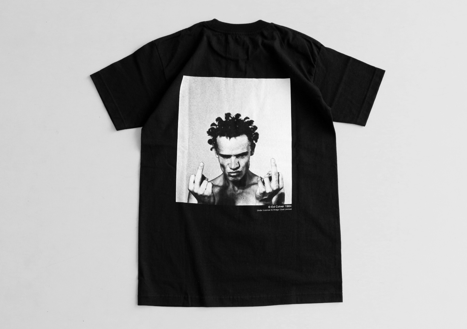 レッチリがTシャツに。デビュー当時の写真やフライヤーを落とし込んだ