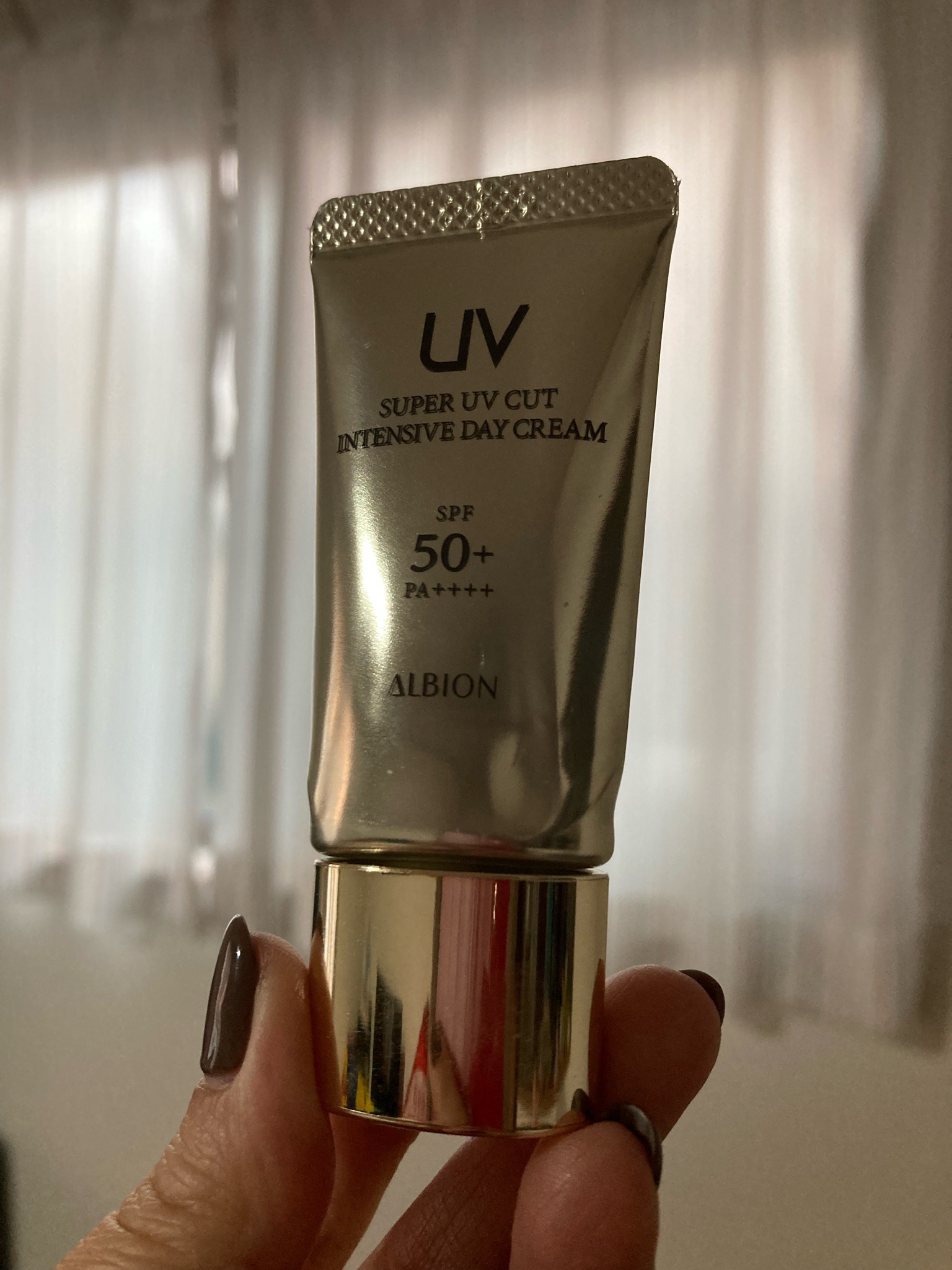 アルビオン / スーパー UV カット インテンシブ デイクリームの公式