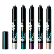 クレ・ド・ポー ボーテ / パレットドヴォワイヤージュの公式商品情報