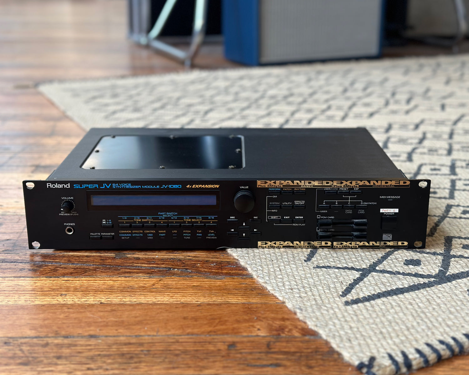 Roland SUPER JV-1080 Synthesizer/Sound Module – Found Sound
