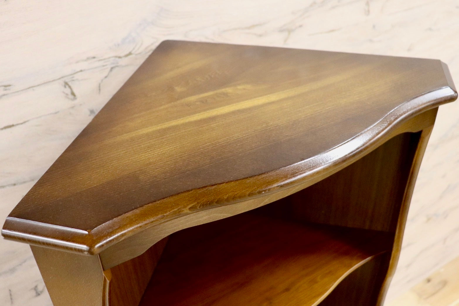 GMIK100○karimoku / カリモク コーナーキャビネット 飾り棚 収納家具